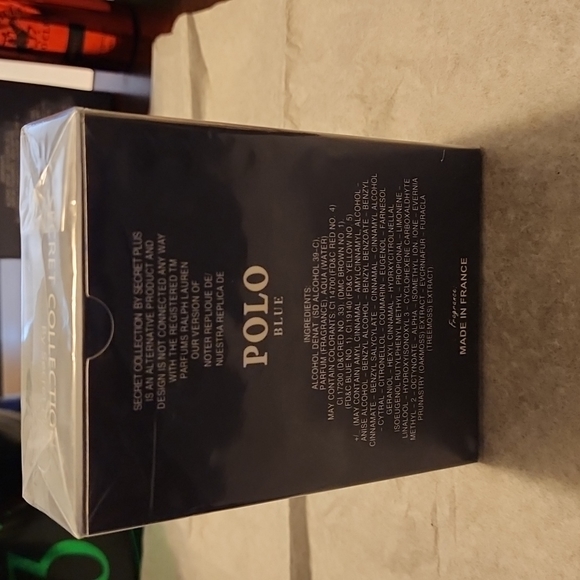 SECRET COLLECTION FRAGRANCE - Picture 2 of 2